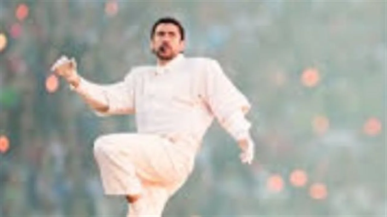 فخر لاتيني.. باد باني يثير التساؤلات بعد غنائه بالإسبانية في حفل السوبر بول